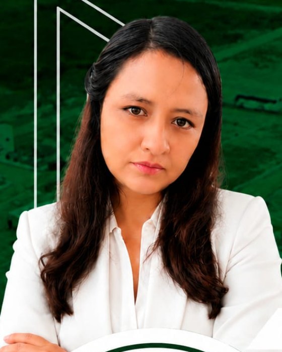 Mary Córdova, Asesora comercial